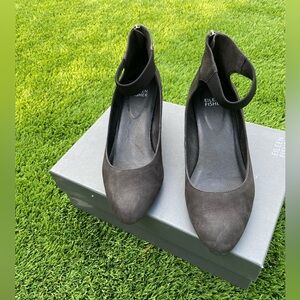 Eileen Fisher Women's Black Heels size 7